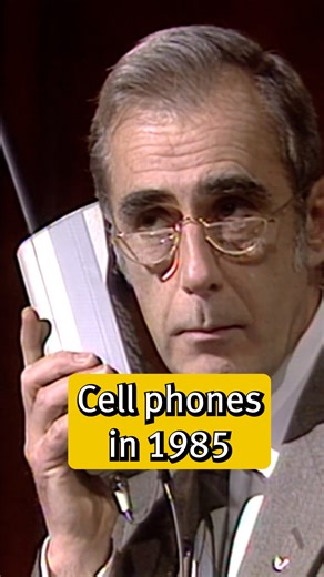 This was one of the first commercially available mobile phones—it cost about £9000 in today's money, and had a battery life of 30 minutes talk time. In his 1985 Christmas Lectures, David Pye demonstrated this brand-new technology of the time. Watch the full series here: rigb.org/christmas-lectures/watch-royal-institution-christmas-lectures-archive This year marks the 200th anniversary of the Christmas Lectures. Stay with us as we share our favourite bits from the archives. #Discover200 | Royal I