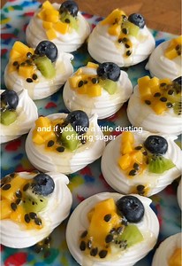 Easy Mini Pavs: Delightful Desserts for Christmas