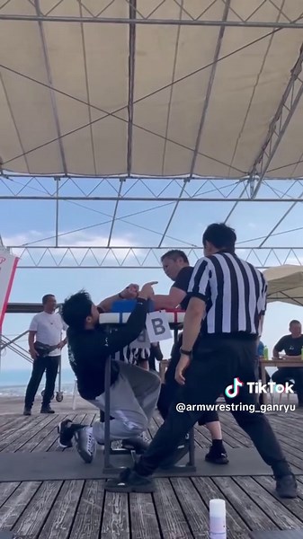 第26回 九州オープンアームレスリング宮崎大会 -86kg レフトハンド 前村選手 優勝🏅 おめでとうございます！！ #アームレスリング #宮崎県 #都農町 #巌流 #下関