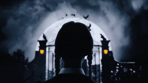 Cadeau du mercredi : le générique de Mercredi. 🦇 La série Mercredi, imaginée par Tim Burton, dispo le 23 novembre. | Netflix