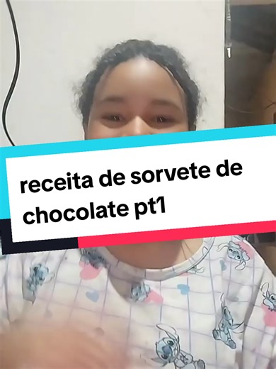 2 caixas de creme de leite 1 deixa de leite condensado chocolate em pó extrato de baunilha ( opcional ) lembrete: se vc quiser mais especificações da receita vc pode encontrar ela no chat gpt #receitas #fyp #sorvete