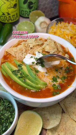 Easy Chicken Tortilla Soup Recipe