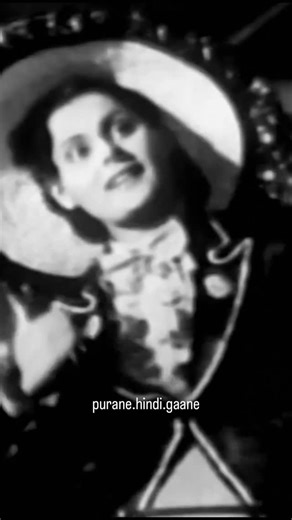 Purane.hindi.gaane on Instagram: "Gore gore o banke chore Movie : Samadhi (1950) Song : Gore Gore O Banke Chhore Singer : Lata Mangeshkar, Amirbai Karnataki lyricist : Rajendra Krishan. Director : Ramesh Saigal, Music Director : C. Ramchandra Starring : Ashok Kumar, Nalini Jaywant, Shyam, kuldeep, Sandhya #hindigaane #puranehindigaane #hindigaane #viralsongs #blackandwhite #oldsongs #oldhindisongs #bollywoodsongs #retromelodies #oldisgold #60s70s80ssongs #bollywoodclassics"