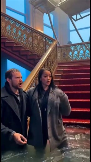 Young Rose Viewing the Drawing — Behind the Parallel Shot Linking Past and Present