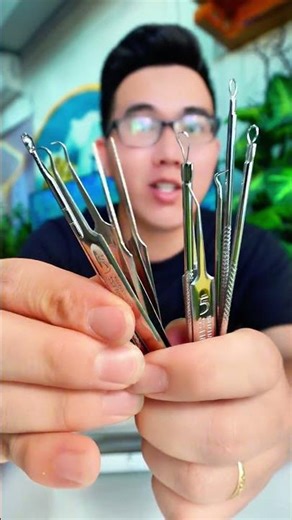 8-piece metal pimple extractor set with case