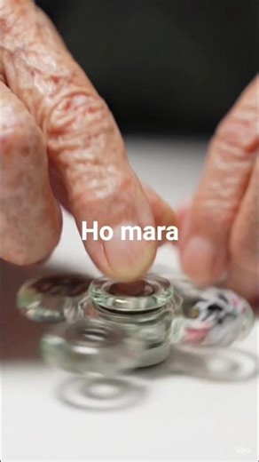 satisfying bairan song with fidget spinner