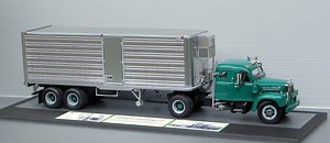 Modeling the Mid-Fifties Mack B61T Truck in 1/25 Scale