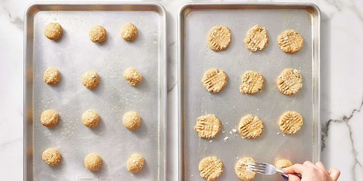 These Are The Only Baking Sheets Worth Buying, According To Professional Bakers