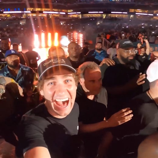 When I Snuck into Logan Paul vs Floyd Mayweather! | Airrack