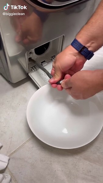 Cleaning Your Washing Machine Components: A Beginner's Guide