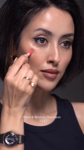265K views · 8.8K reactions | A Simple Guide for Blush and Bronzer Placement. جای دقیق رژگونه و برنزر به زبون ساده! @rarebeauty Blush shade Happy and liquid Contour/Bronzer Shade Mellow #mahshidbeautyblog #makeup #rarebeauty #contour #blush | Mahshidbeautyblog | Facebook