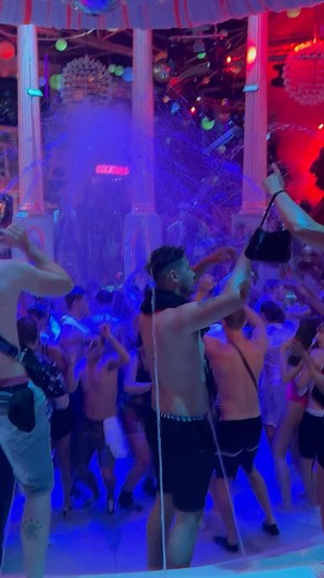 21 reactions · 4 comments | Tonight is the closing of the funniest party in ibiza, thanks for being part of our historic WATER PARTY. 27/10/2022 | Es Paradis Ibiza Official | Facebook
