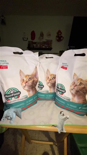 Moon forest cat litter, pure wellness for every purr advanced odor zero dust never sticks bags weigh in at 5.5 pounds #tiktokshopcreatorpicks #tiktokshop #tiktokcybermondaysale #tiktokvalentinesday #tiktokshopholidayhaul