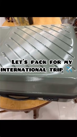 Let’s pack for my International trip ✈️🧳🎒👜🛍️🎇 #malaysia #singapore #internationaltravel