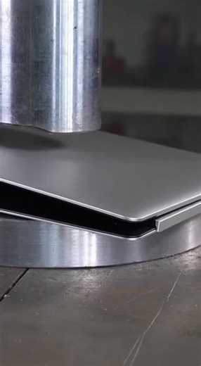 Laptop vs Hydraulic Press Machine: A Crushing Showdown