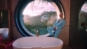 Νέo Music Video | Maluma - Cositas de la USA