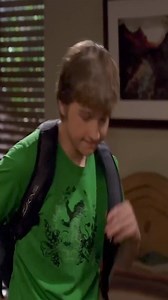 914K views · 20K reactions | The Wonderful World of Lying Alan Harper - Two and a Half Men. #fypシ゚ #foryou #funny #funnyvideo #tvshow #twoandahalfmen #tvsitcom #Sitcom #comedy | si toi aussi tu connais un mec qui ressemble a blabla | Facebook