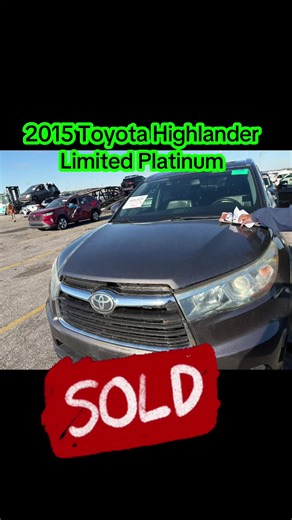 Explore the 2015 Toyota Highlander Limited Platinum