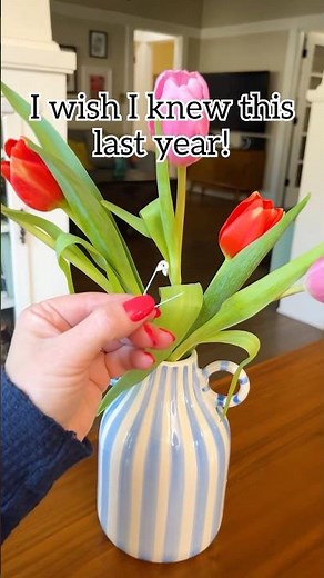 The 'Pin Prick' method is an old florist trick to keep tulips standing upright! #tips