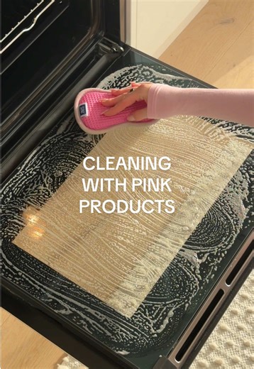 Obsessed with Cleaning: Valentine's Day Prep with Pink Products