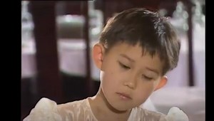 【钢琴】9岁王羽佳演奏 德彪西 - 阿拉伯风格曲No.1（1996年） Yuja Wang - Debussy Arabesque No.1