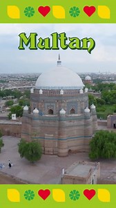 Enjoy karo Multan ki spicy chaamp with a chilled 7UP. #PakistanKaFoodScene | 7UP