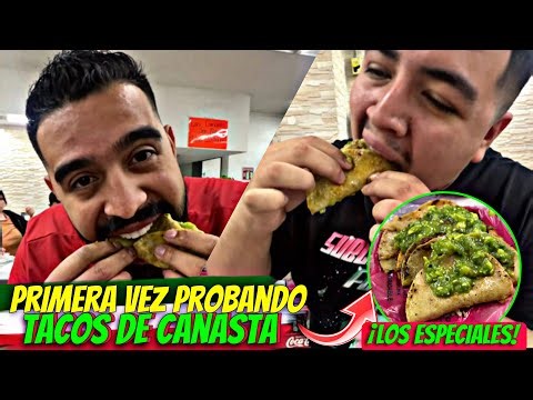🇲🇽 We tried the most famous basket tacos in Mexico City for the first time🌮😋💚