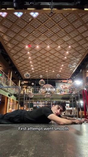 Bro gave up real quick 😭 #dancer #fail #fyp | dancing