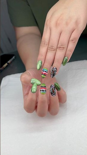Nails of the patriotic month 💚🤍❤️ #nails #patriasnails🇲🇽 #nails #nailart #acrylicnails
