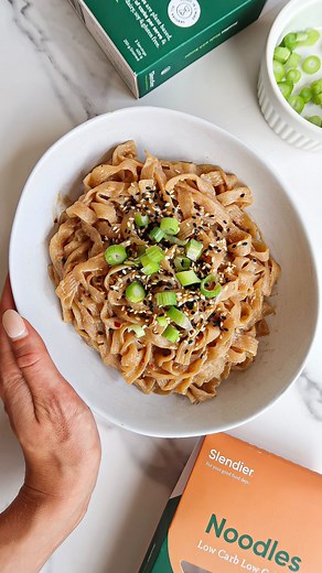 Spicy Sesame Garlic Noodles 🌶️ I went vegan over 5 years ago and noodles were one of the first meals I made! The konjac noodles from @slendier have always been one of my go-to’s as they are healthy and require minimal effort (all you have to do is drain and mix them into your meal). They are also low-carb, low-calorie, high-protein, vegan and gluten-free and can be found in the pasta aisle at @colessupermarkets . 🍜 Vegan, refined sugar-free and gluten-free Recipe: Spicy Sesame Sauce: - 1/4 Cup