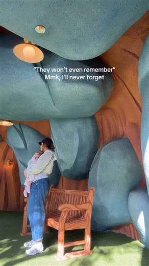 Teala Cravy | 📍🏰🐭👸🏼🧸✨ | Instagram