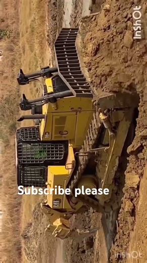 CAT D8R Bulldozer Diverting Flood Water Away from Sugarcane Farms subscribe now