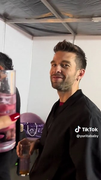 Vida de Yuridia: Ex parejas, conciertos y familia