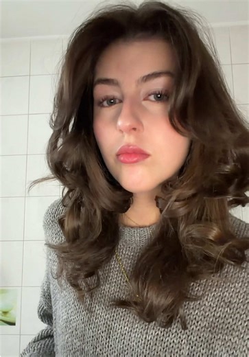 a little hair tutorial for my loves 💋 #fyp #girlssupportgirls #hairtutorials #beautyhacks