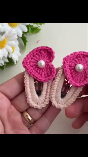 Crochet Heart Hair Clip Pattern PDF, Pearl Heart Applique Design