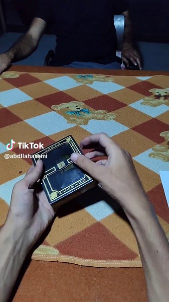 Mastering Cardistry Techniques for Poker Enthusiasts