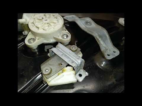 2004-2009 Mercedes CLK Convertible Rear Window Regulator Repair and Problems With Kits