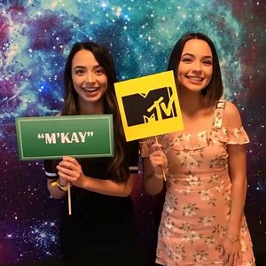 My dream of becoming bffs with the @merrelltwins finally happened ✨👯‍♀️ | MTV