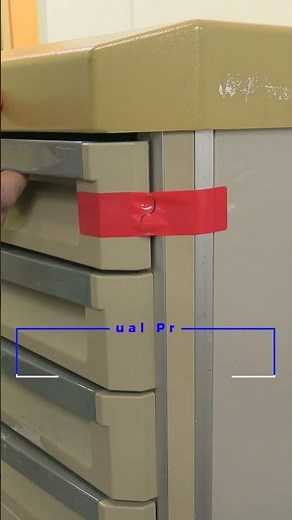 Crash Cart Security labels #asmr #asmrpackaging #pharmacy