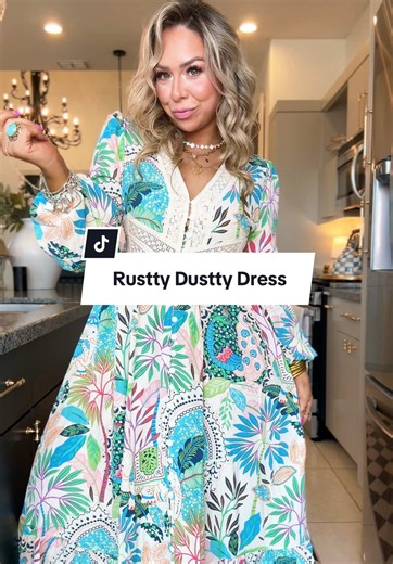 The most Gorg Dress🫶🏼 #dresses #dress #dresstoimpress #midsize #tiktokshopstockup @Rusttydustty