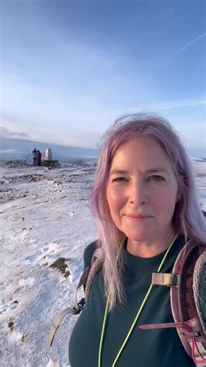 A wonderful walk on snowy Sugar Loaf, Y Fal. Lupa ate a pile of snow. #FightTheDecrepitude | Alice Roberts