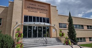 D-11 adopts policy detailing use of students' chosen name