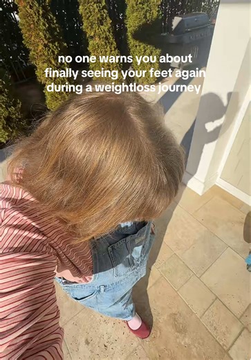 hi feet HAHAHAHAHAHAAH #weightloss #weightlossjourney