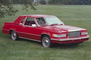 1980-1982 Ford Thunderbird - Luxury with Loads of Electronic Gizmos - Old Car Memories