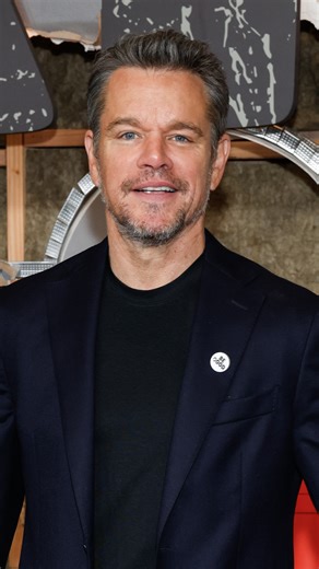 Matt Damon on wearing a "Be Good" protest pin to "The Rip" premiere in tribute to Renee Good, who was shot and killed by an Immigration and Customs Enforcement officer in Minneapolis. #MattDamon | AP