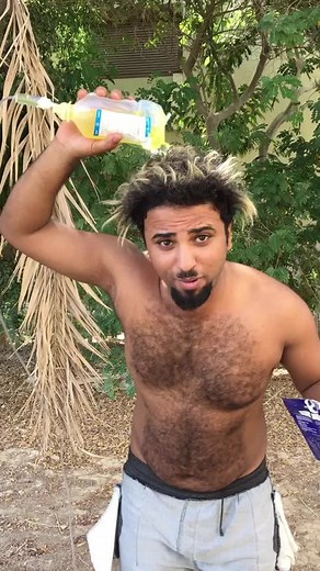 ‏‏حط على شعرك مايونيز عشان تبقى شاب لذيذ#احمد_بامبو