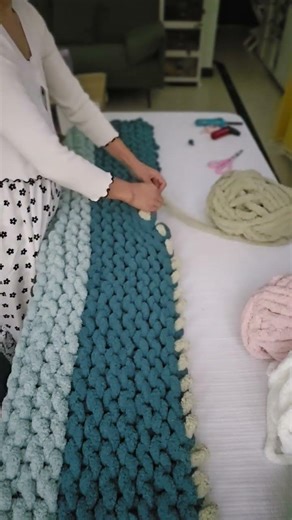 Cozy Finger-Knitted Blanket ✨ #knittingtherapy #shorts #fingerknitting #blanket #chunkyknit #yarn