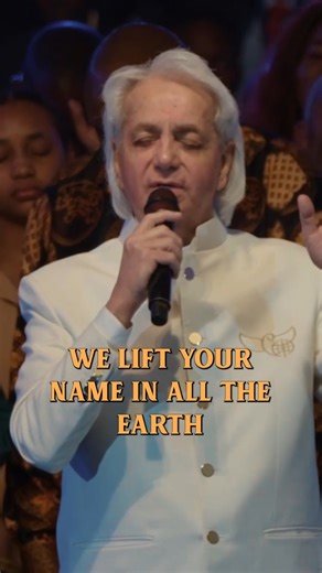 419K views · 26K reactions | There’s no distance in the Spirit! On this #WorshipWednesday, as you lift your hands in worship, remember—you are a partaker of this same anointing through your Partnership with Benny Hinn Ministries. Receive a fresh baptism of the Holy Ghost and fire today! Receive more Worship moments at the LINK in my stories or in the comments. To Jesus be all the Glory! #PastorBennyHinn #bennyhinnministries | Benny Hinn | Facebook