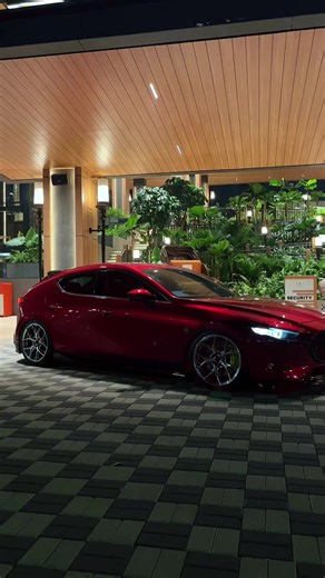 Shimmering Mazda 3 Hatchback Showcase