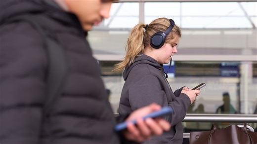 Trump admin. seeks to begin screening social media of foreign tourists from 42 visa waiver countries